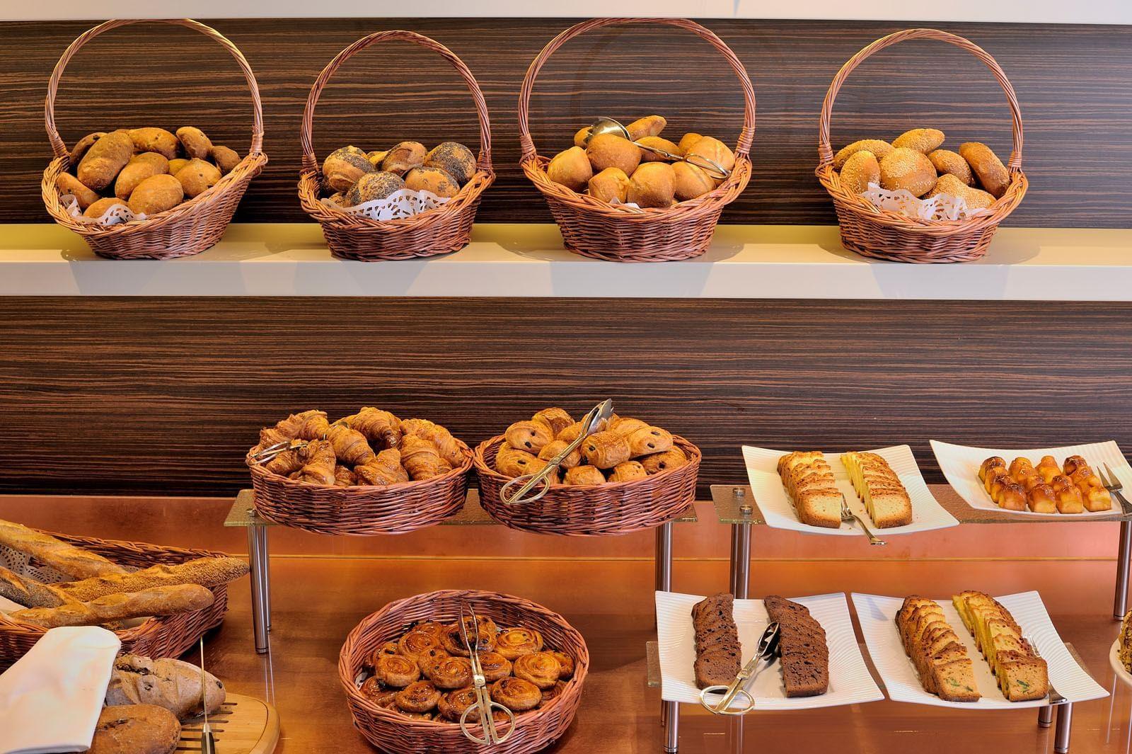 market-breakfast-2